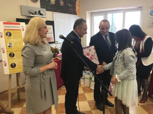 76697459 2375192516144616 2233826260314750976 o