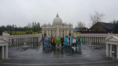 60697624 2706235872782392 6158352438056189952 n